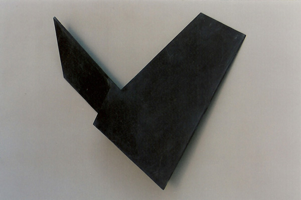 Gabriel_Diaz-1997-Escultura-Pilano_inclinado-marmol-2