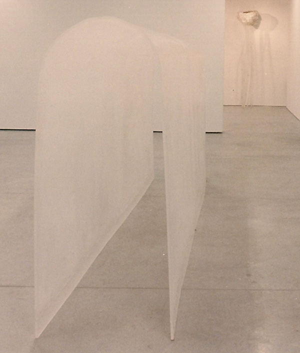 Gabriel_Diaz-2004-escultura-Tunel-metacrilato-1
